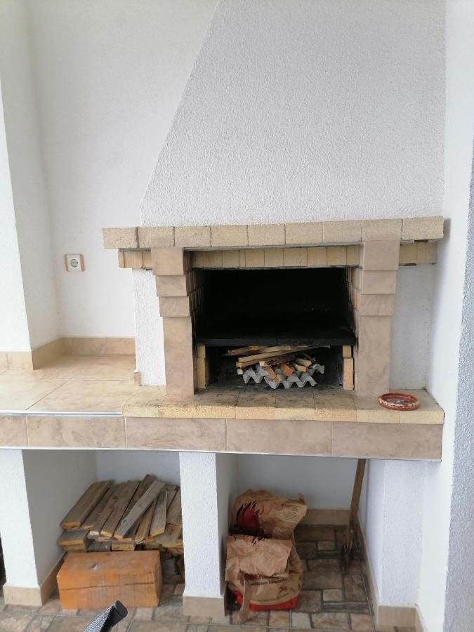 Къща За Гости Радост Guest House Radost Razlık Dış mekan fotoğraf