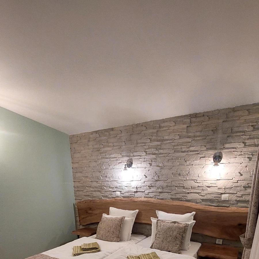 Къща За Гости Радост Guest House Radost Razlık Dış mekan fotoğraf